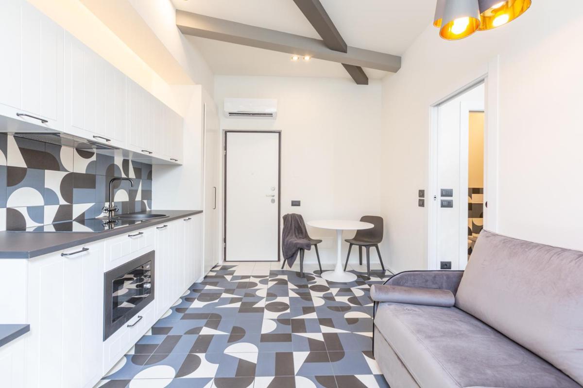 3Fo6 -Navigli-Duomo - Luxury Modern Apartment ميلان المظهر الخارجي الصورة