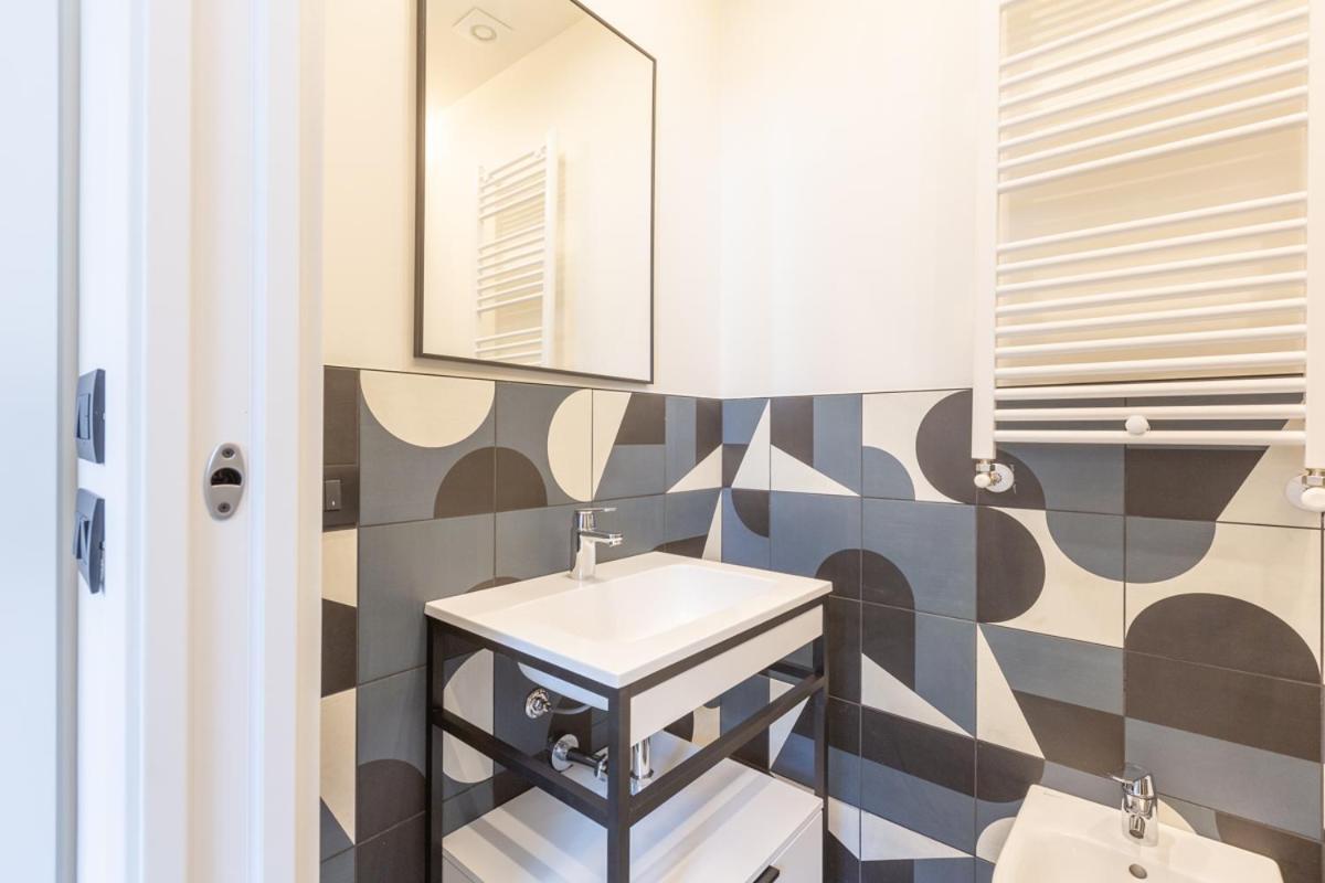 3Fo6 -Navigli-Duomo - Luxury Modern Apartment ميلان المظهر الخارجي الصورة